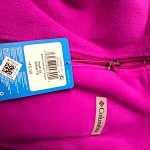 Cozy Columbia Zipup New WT